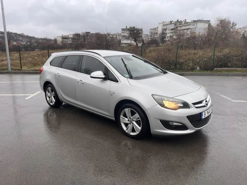 Opel Astra, снимка 5 - Автомобили и джипове - 49531345