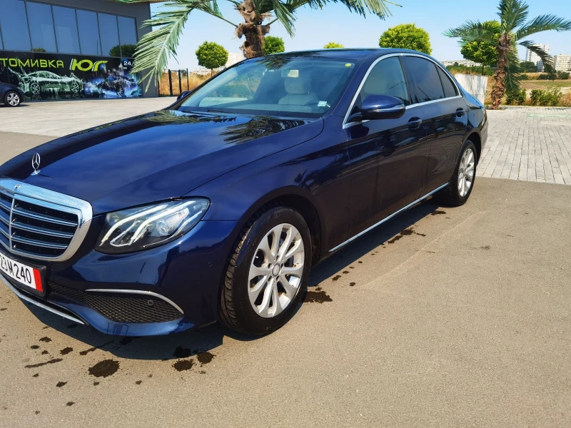 Mercedes-Benz E 220 W213 Самопаркиране, снимка 3 - Автомобили и джипове - 53156570