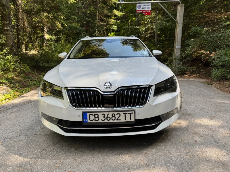 Skoda Superb 2016 2.0tdi, 4x4, 190кс L&K full опции, панорама, снимка 2 - Автомобили и джипове - 51477480