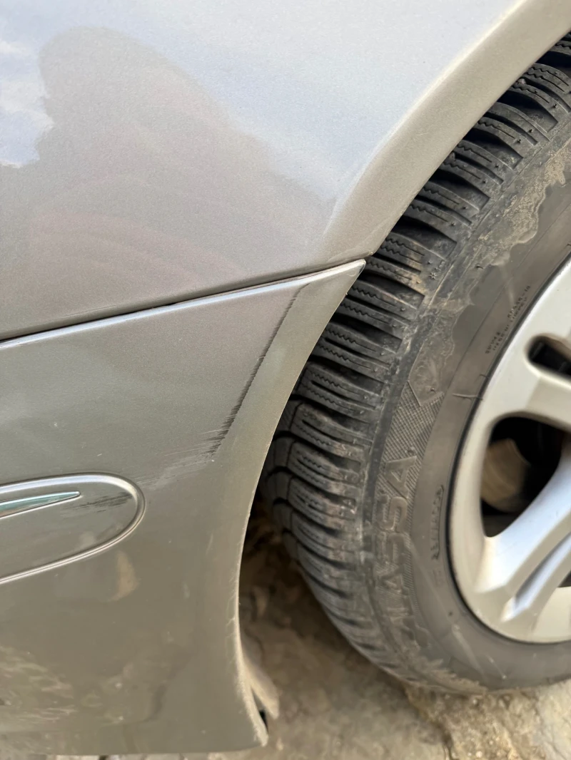 Mercedes-Benz E 220, снимка 7 - Автомобили и джипове - 52258426