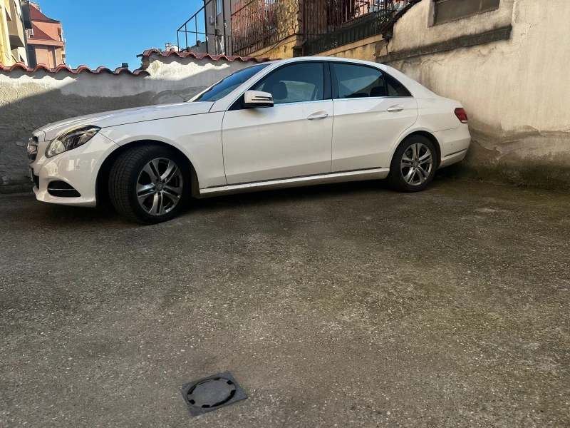 Mercedes-Benz E 220, снимка 17 - Автомобили и джипове - 52418197