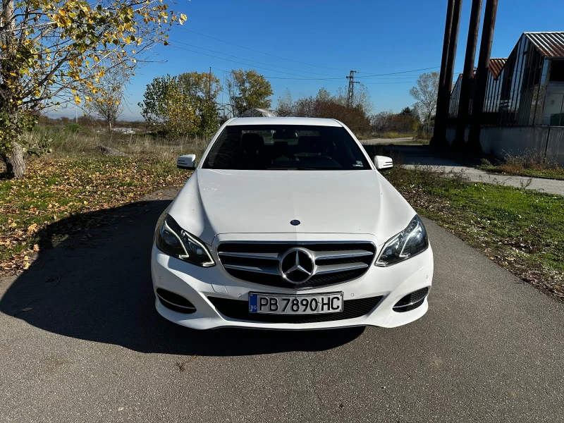 Mercedes-Benz E 220, снимка 2 - Автомобили и джипове - 52418197