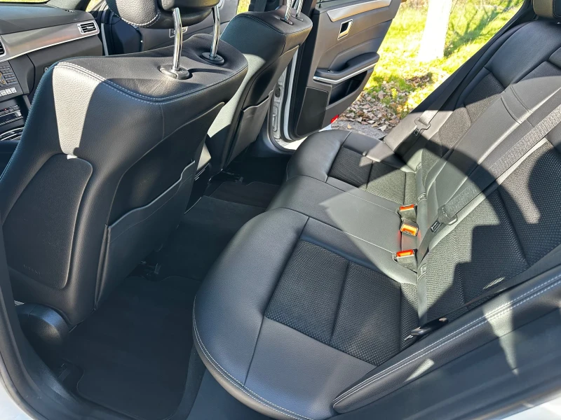 Mercedes-Benz E 220, снимка 15 - Автомобили и джипове - 52418197