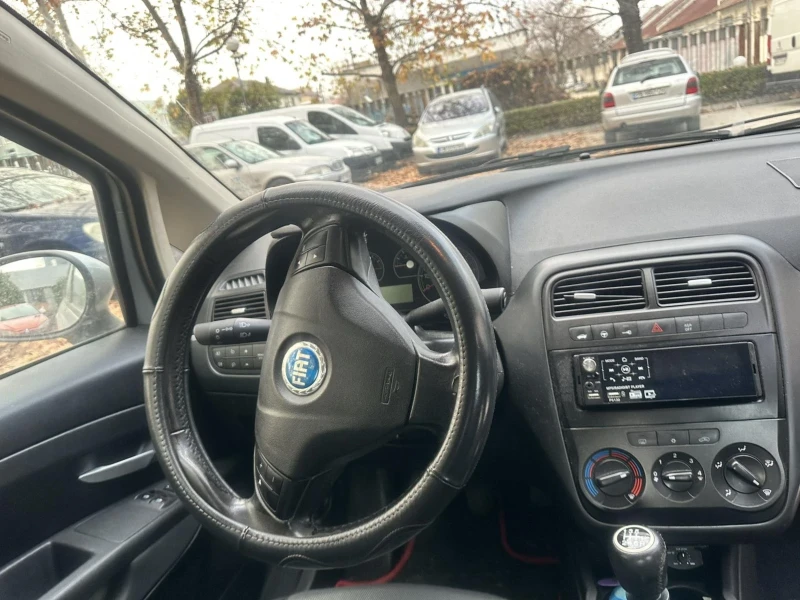 Fiat Punto 1.4 90кс, снимка 4 - Автомобили и джипове - 52890849
