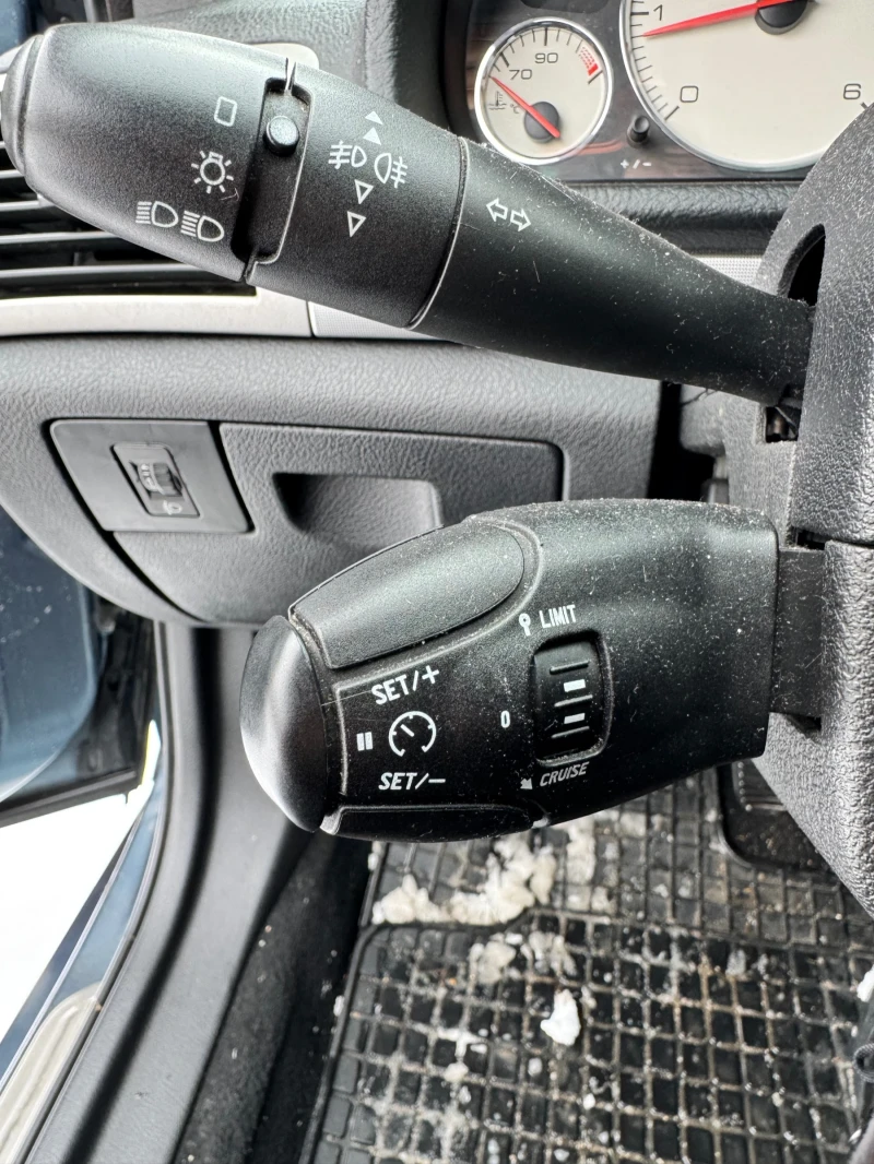 Peugeot 407 2.0HDI, снимка 13 - Автомобили и джипове - 53189411