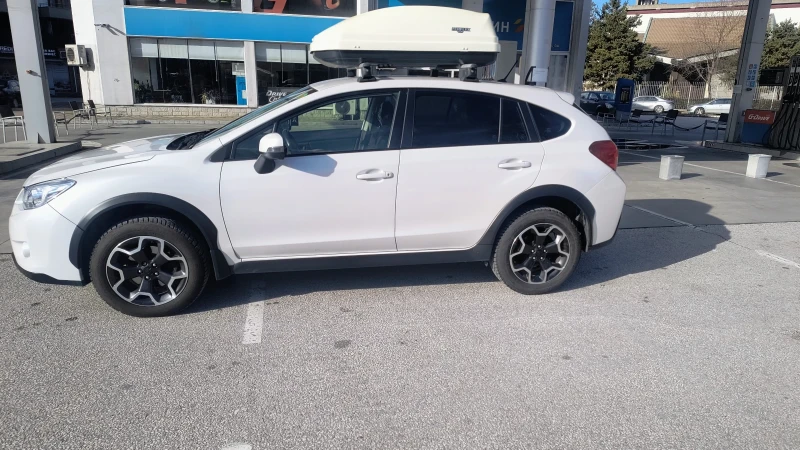 Subaru XV 2.0, снимка 2 - Автомобили и джипове - 53404579
