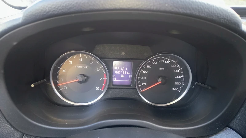 Subaru XV 2.0, снимка 7 - Автомобили и джипове - 53404579