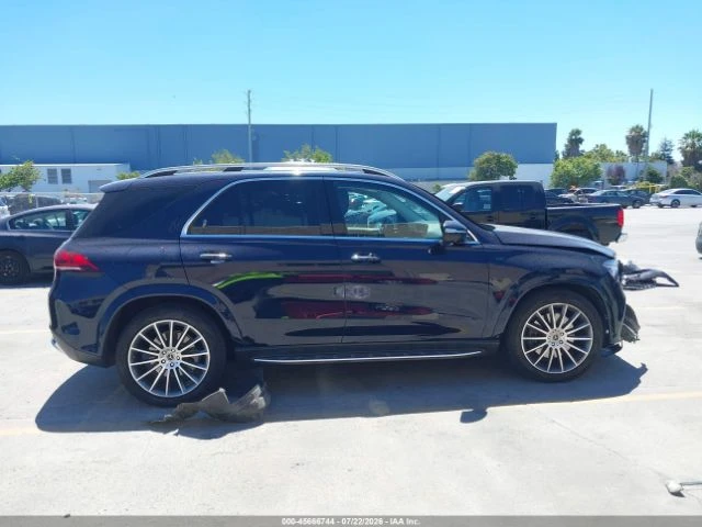 Mercedes-Benz GLE 450 AMG* 4MATIC* ПОДГРЕВ* ОБДУХВАНЕ* ПАНО* BURMESTER* , снимка 11 - Автомобили и джипове - 55557341