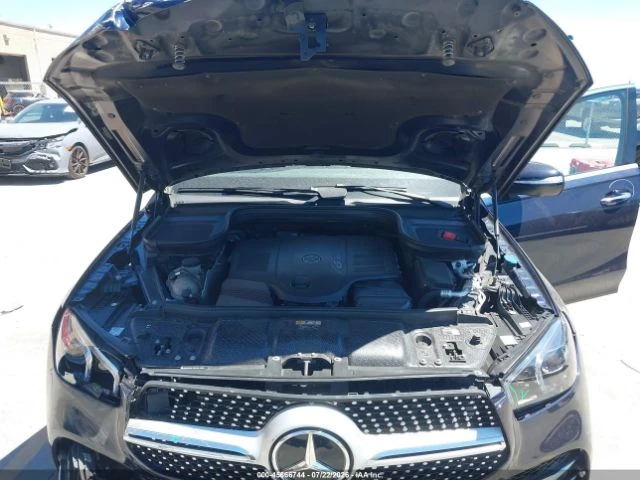 Mercedes-Benz GLE 450 AMG* 4MATIC* ПОДГРЕВ* ОБДУХВАНЕ* ПАНО* BURMESTER* , снимка 9 - Автомобили и джипове - 55557341
