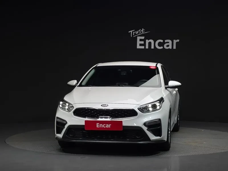 Kia K3 TRENDY, снимка 3 - Автомобили и джипове - 55558983