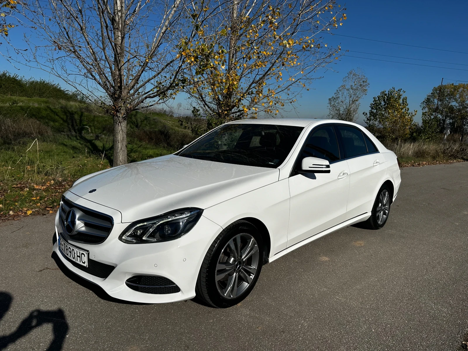 Mercedes-Benz E 220, снимка 1