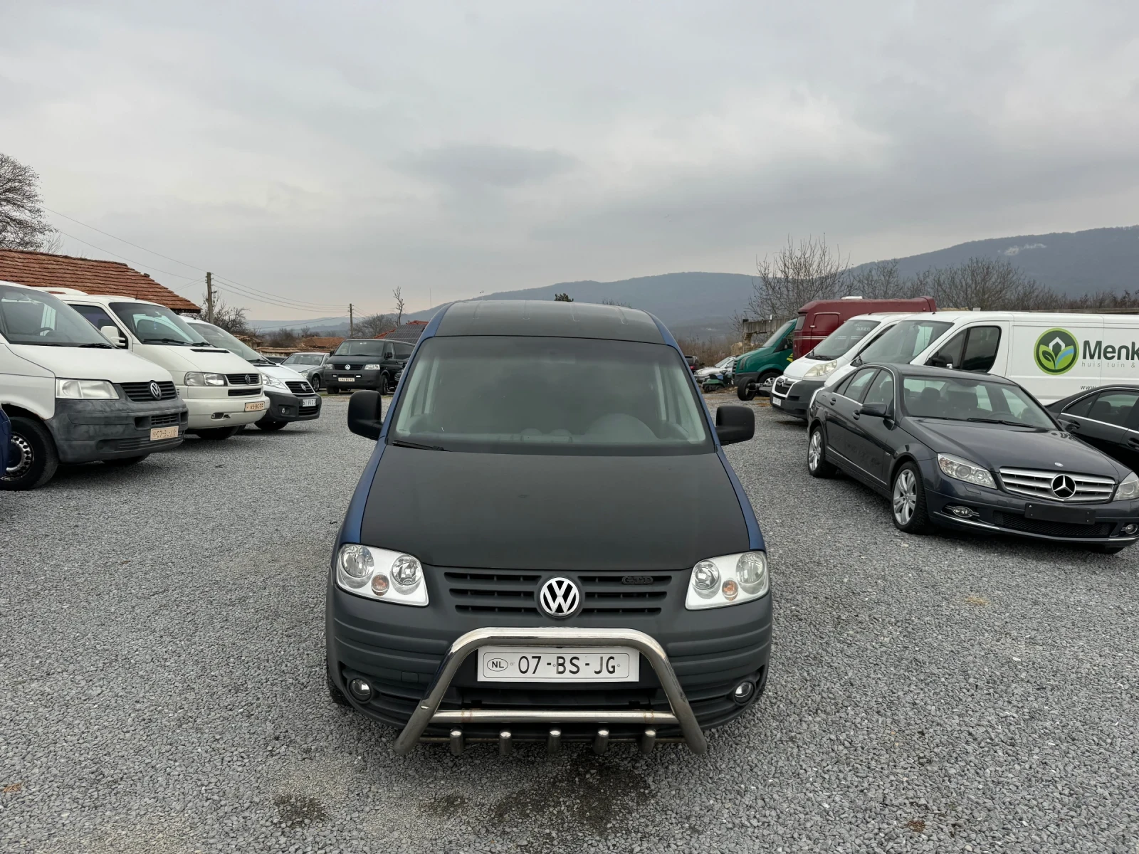 VW Caddy 1.9тди 105к.с климатик - изображение 2