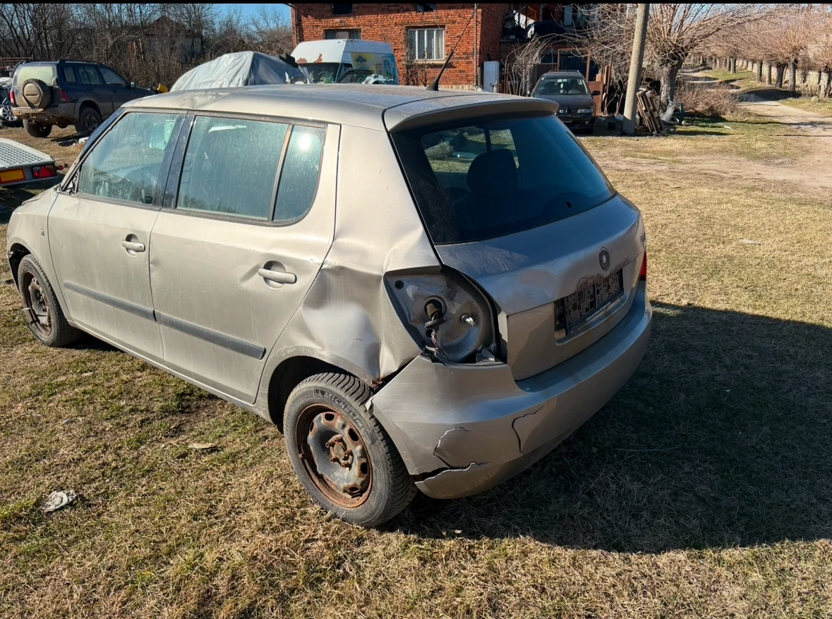 Skoda Fabia 1.2 i - изображение 5