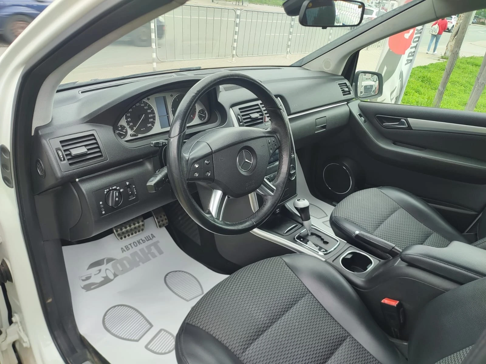 Mercedes-Benz B 200 2.0CDi/AVTOMAT - изображение 7
