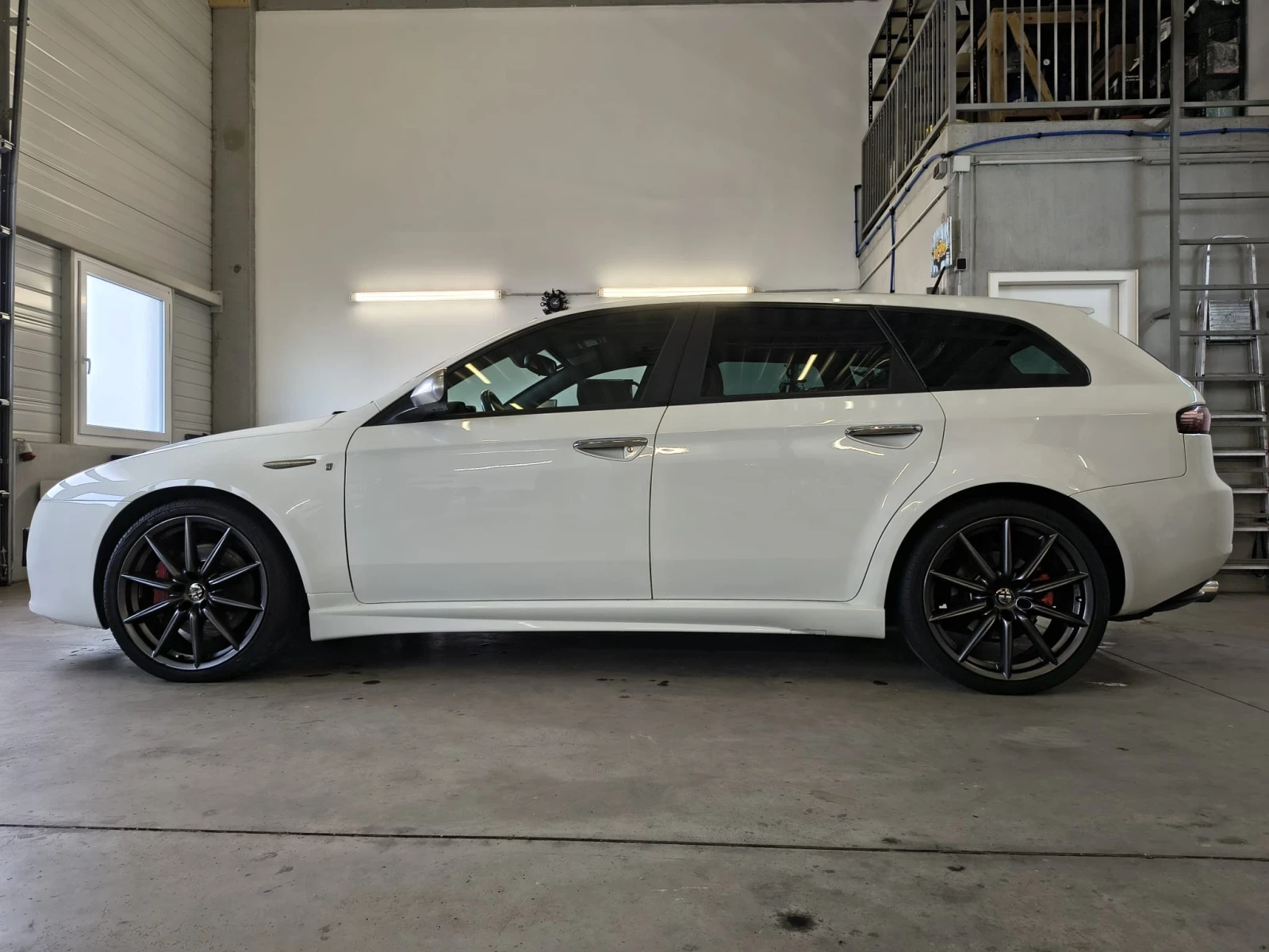 Alfa Romeo 159 sportwagon Ti 1.750tbi - изображение 3