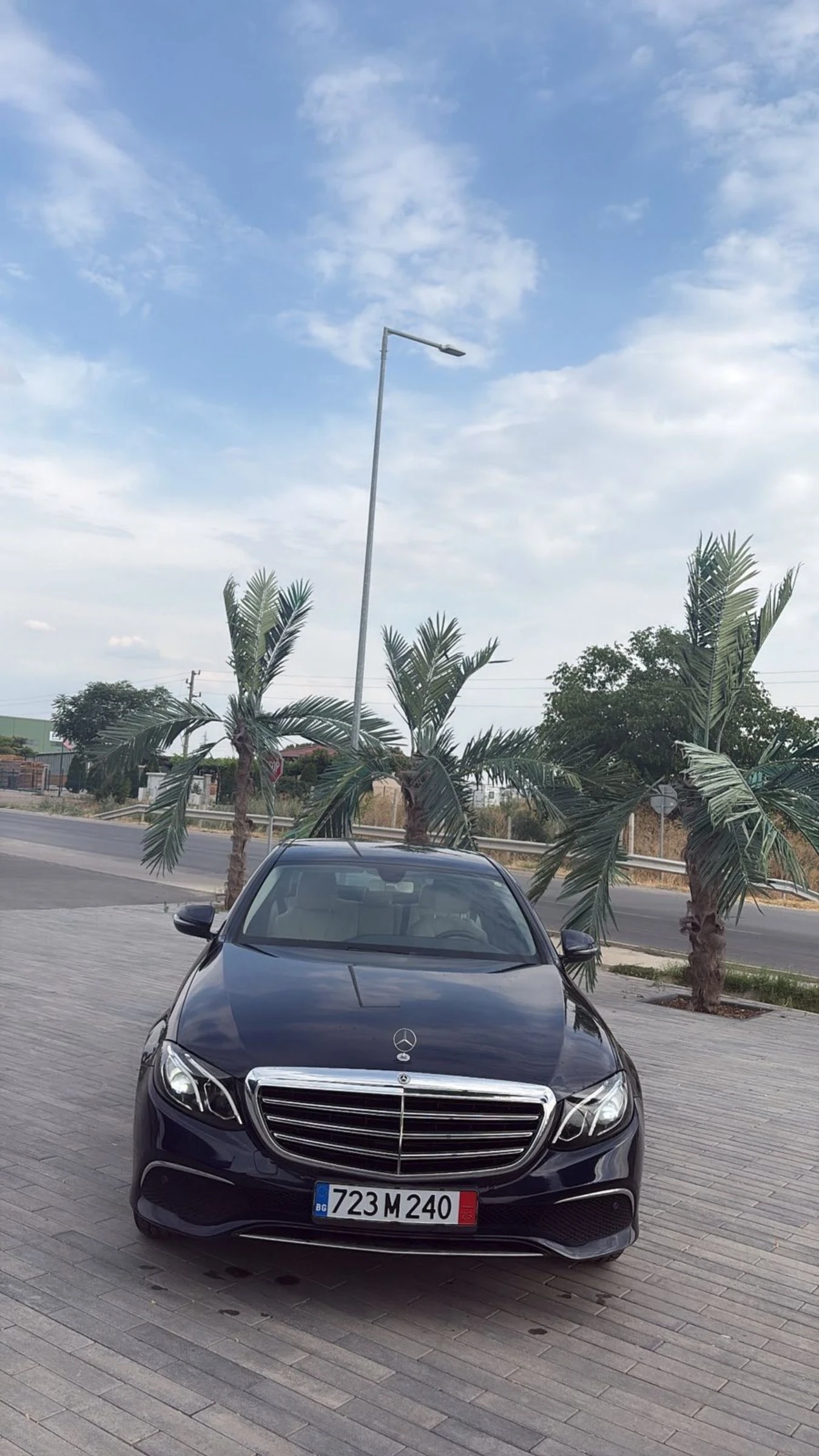 Mercedes-Benz E 220 W213 Самопаркиране - изображение 2