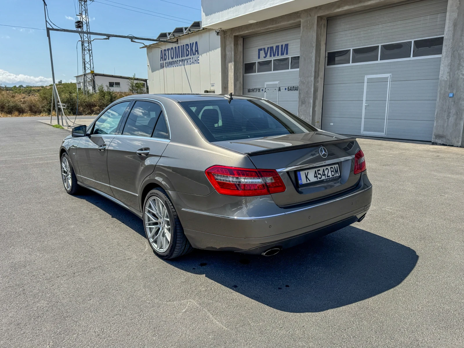 Mercedes-Benz E 350 CDI - изображение 6