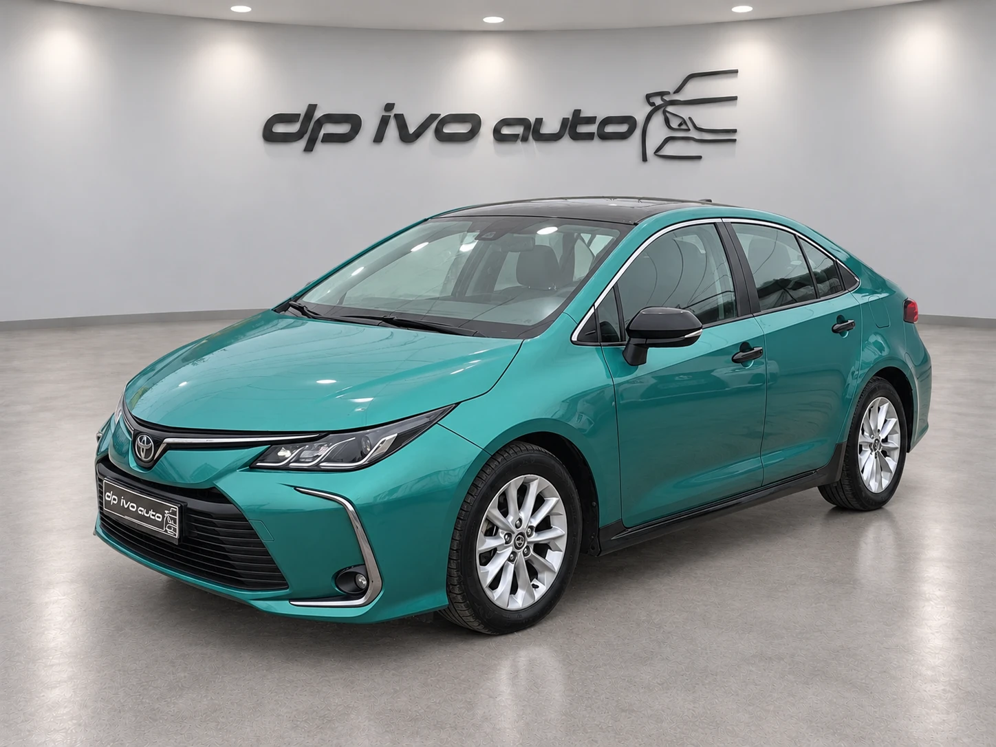 Toyota Corolla ХИБРИД* * ОТЛИЧЕН* ГАРАНЦИЯ 12 МЕСЕЦА* 