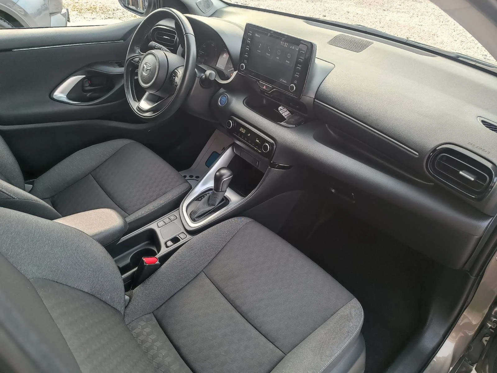 Mazda 2 III 1.5 Hybrid - изображение 9