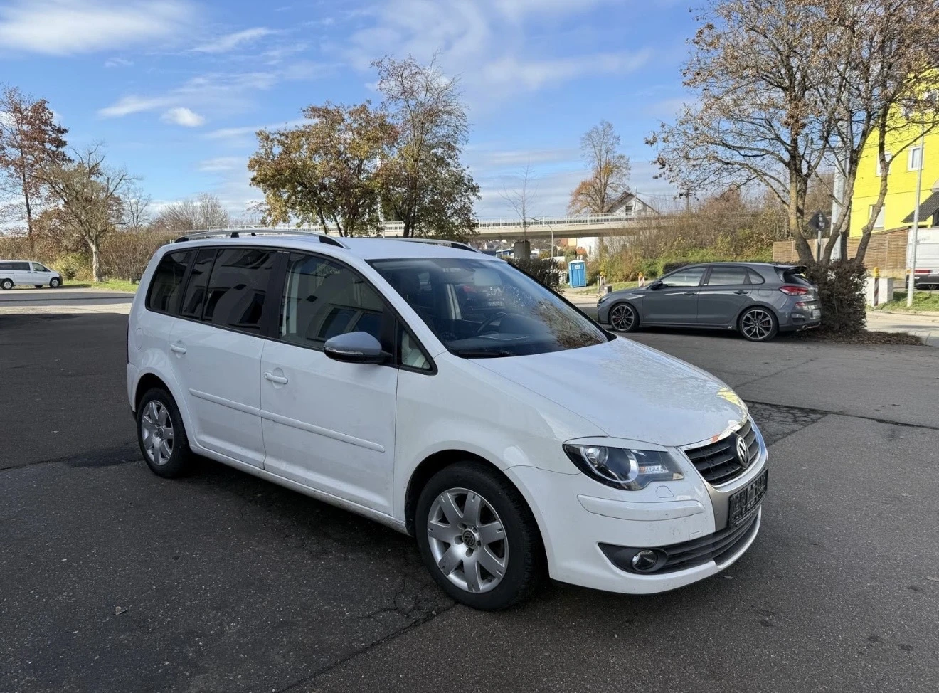 VW Touran ОЧАКВАН ВНОС 2007г. 1.9 ТДИ - изображение 3