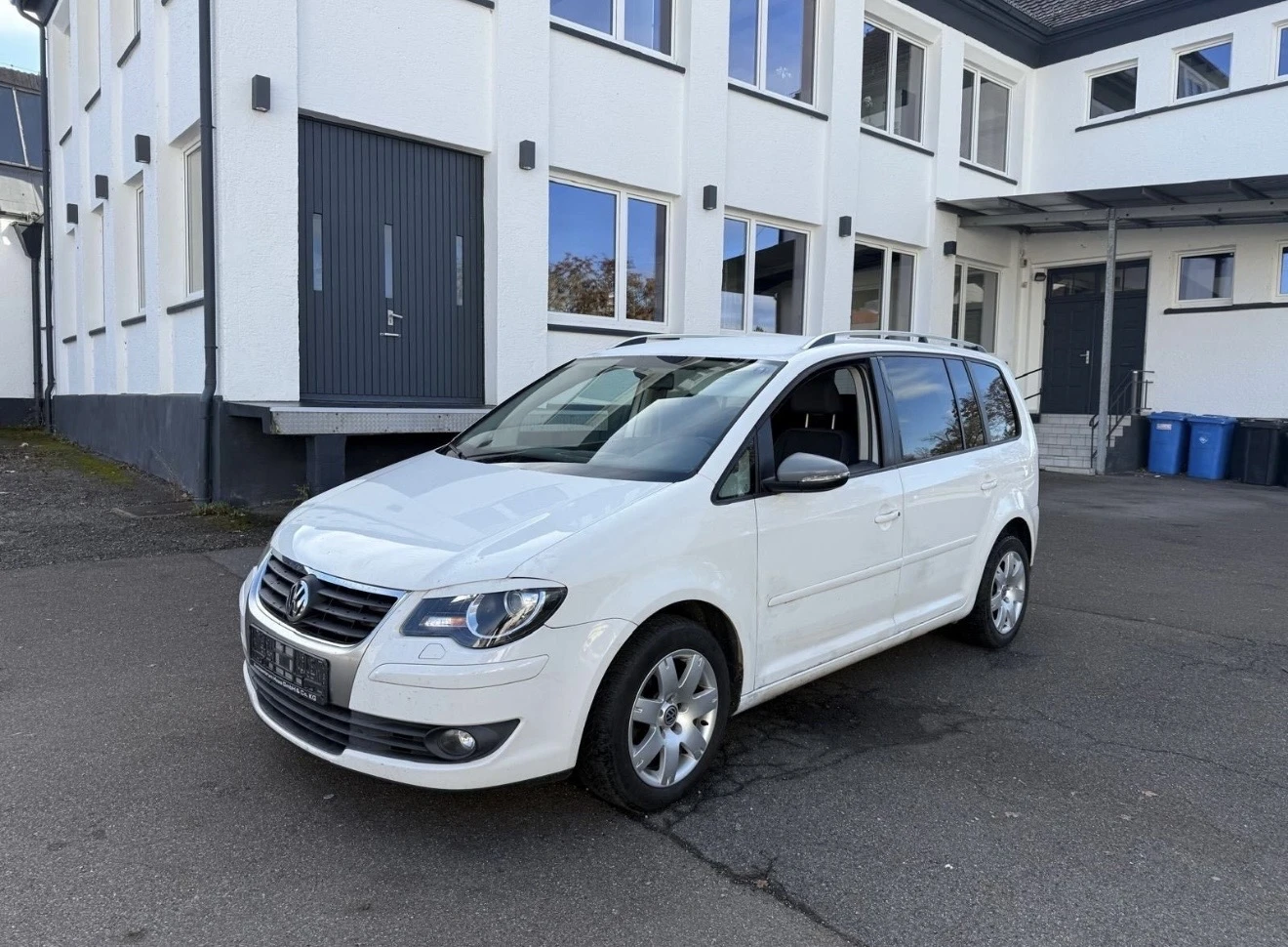 VW Touran ОЧАКВАН ВНОС 2007г. 1.9 ТДИ - изображение 2