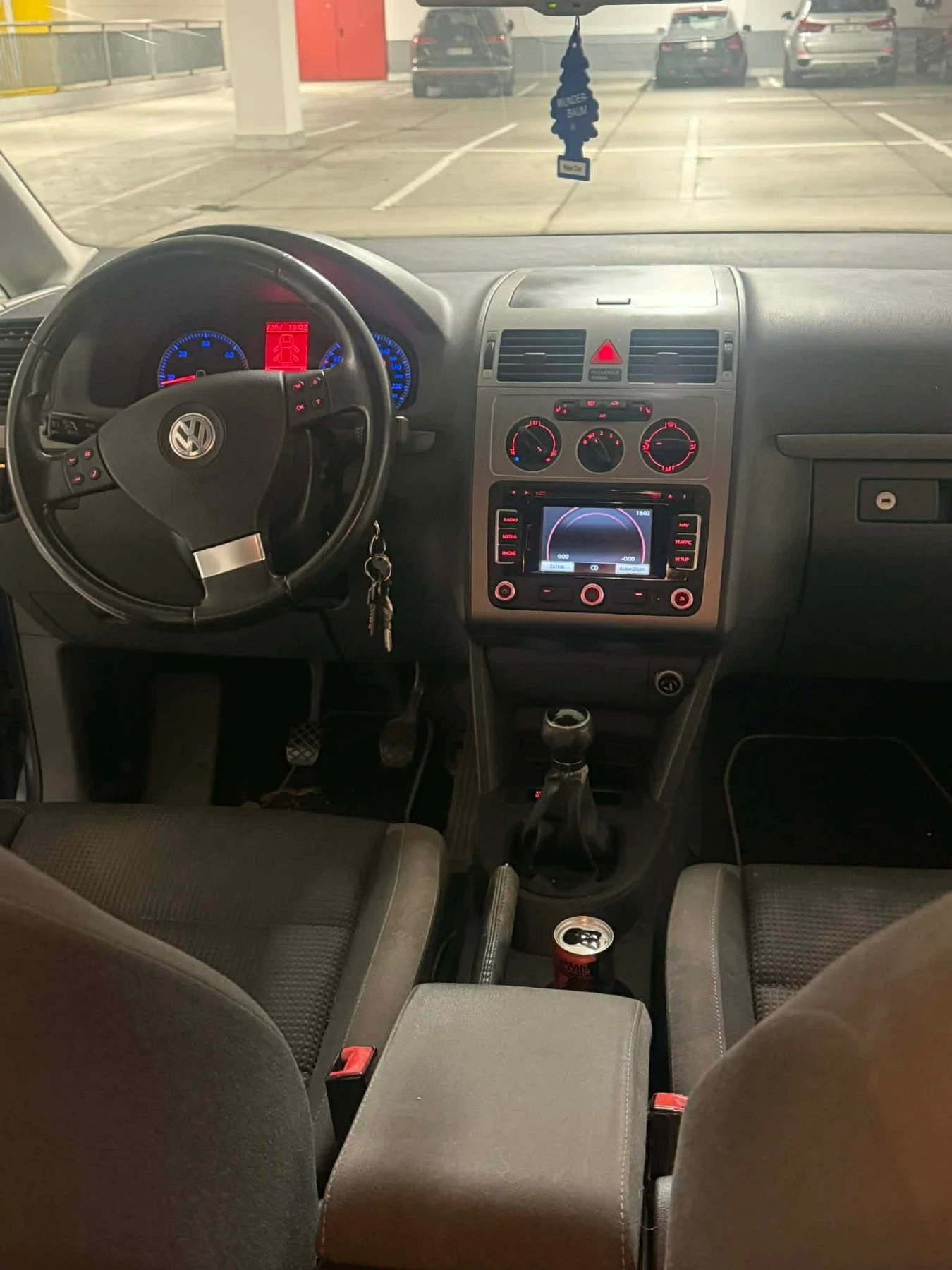 VW Touran  - изображение 4