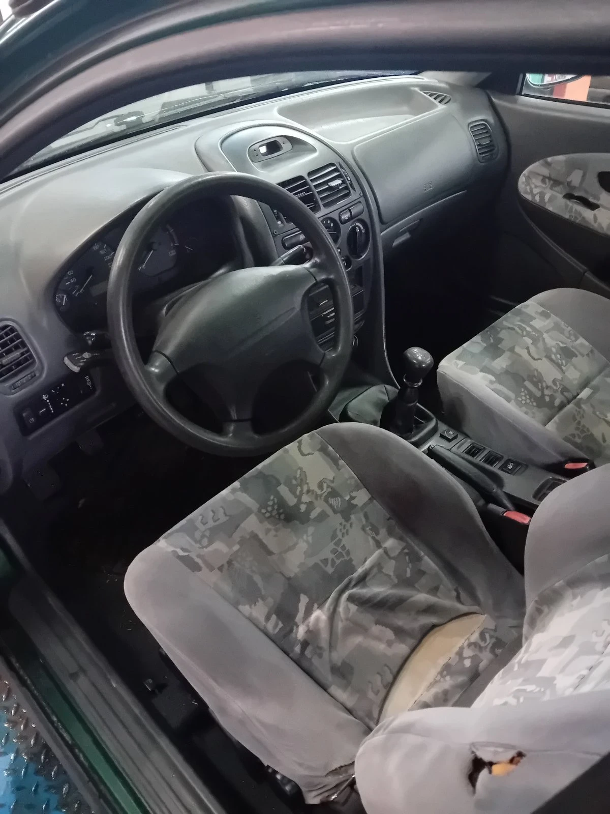 Mitsubishi Carisma 1.6 ������  | Mobile.bg � ����������� 2