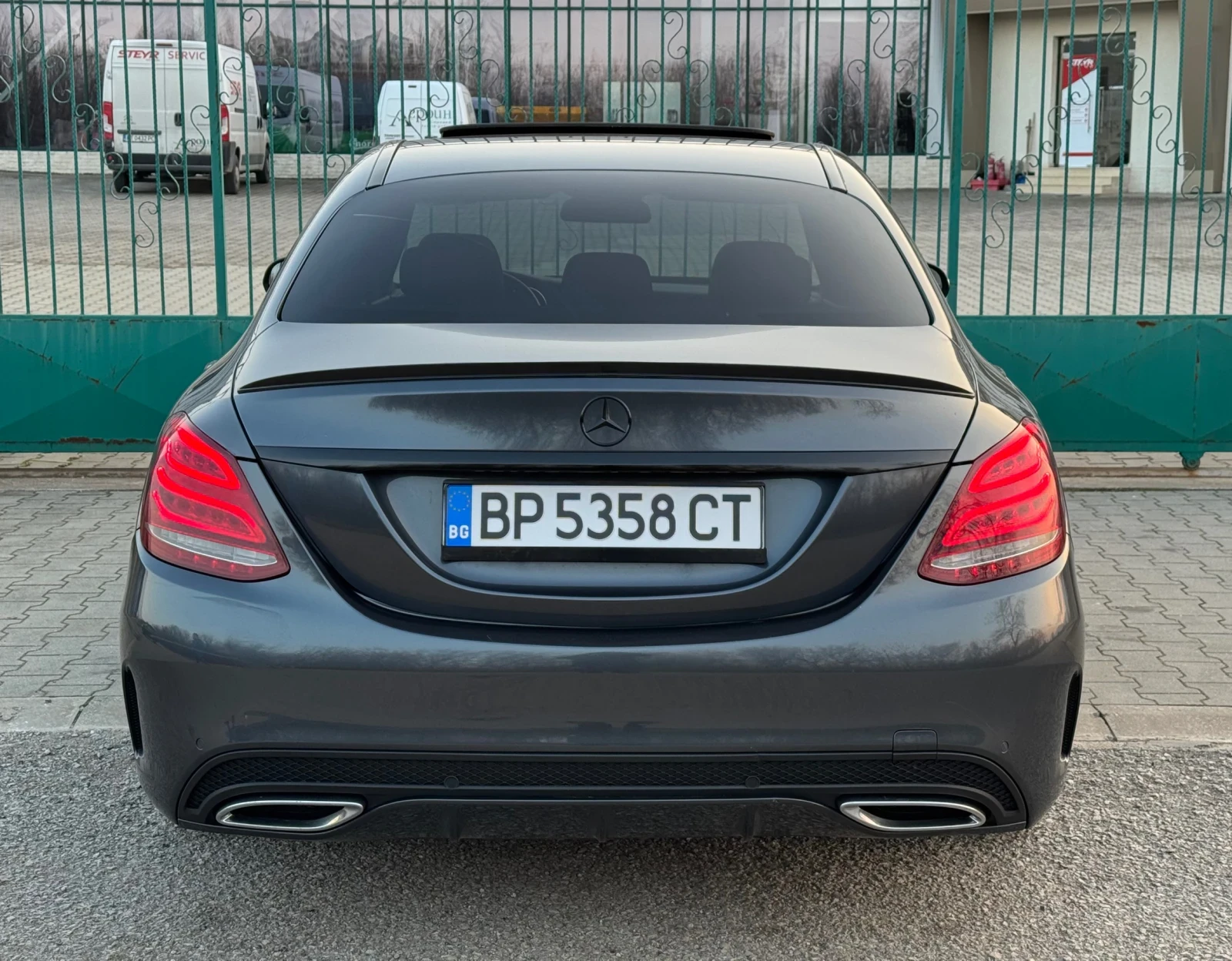 Mercedes-Benz C 220 Амг, Амбиент, Подгрев, Бурместер, снимка 5 - Автомобили и джипове - 53748596
