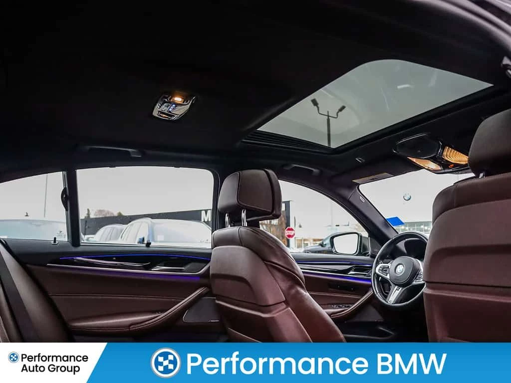 BMW 550 i Premium Pkg | SOFT CLOSE | ОБДУХВАНЕ | ФИКСИРАНА, снимка 12 - Автомобили и джипове - 53785011