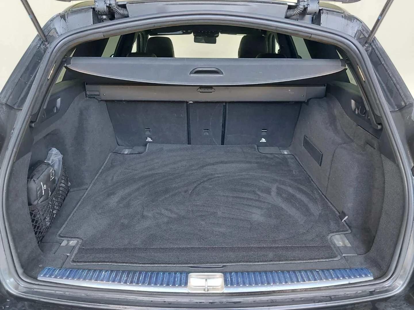 Mercedes-Benz E 53 AMG T 4М+ Печка Burmester Pano, снимка 16 - Автомобили и джипове - 53999593