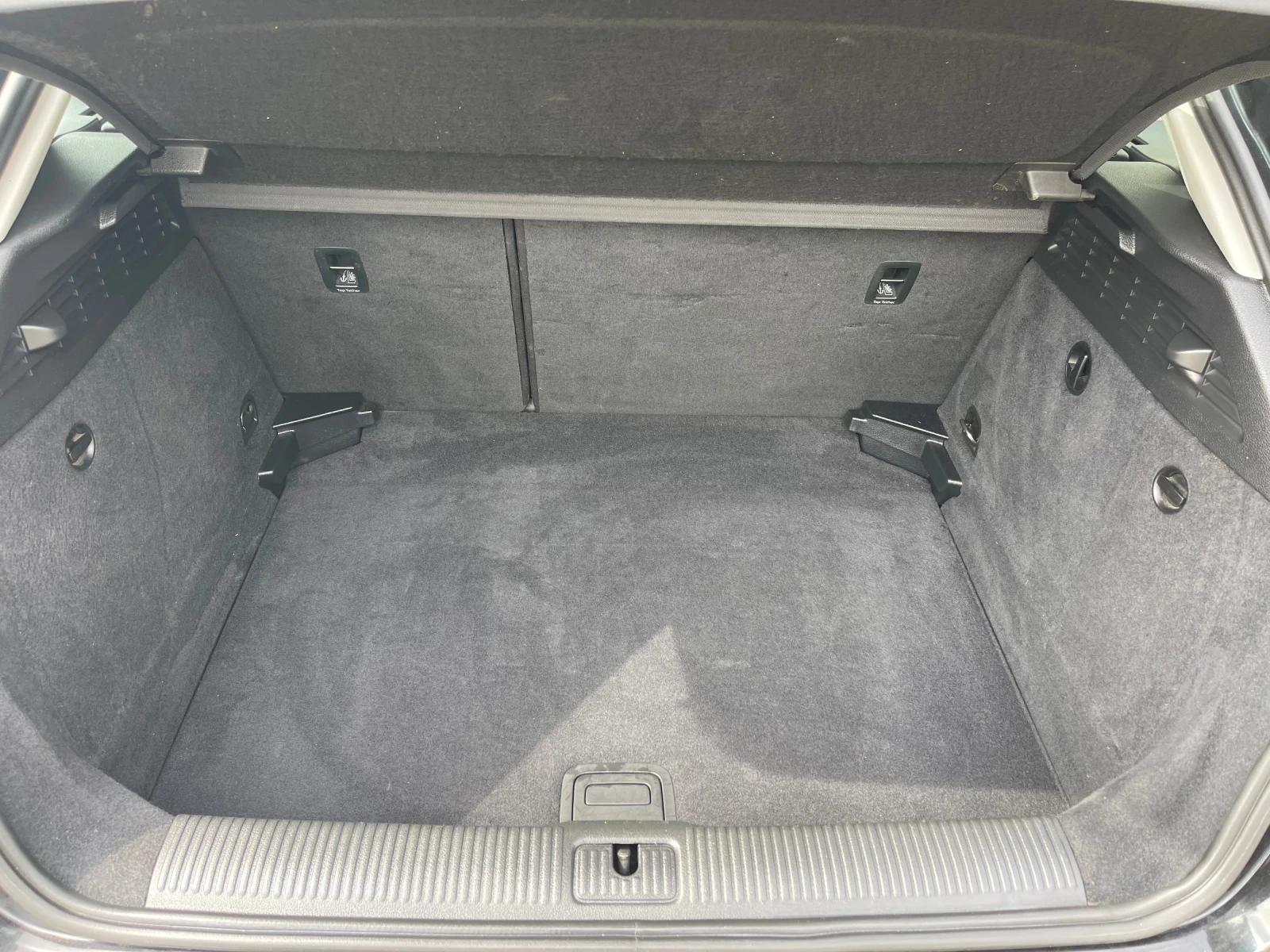 Audi A3 SPORTBACK 1.6 TDI 105 К.С. ЧИСТО НОВ СЪЕДИНИТЕЛ, снимка 16 - Автомобили и джипове - 54081949