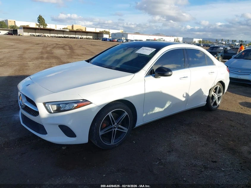 Mercedes-Benz A 220 2.0L I-4 DI, DOHC, VVT, TURBO, 188HP All Wheel | Mobile.bg � ����������� 2