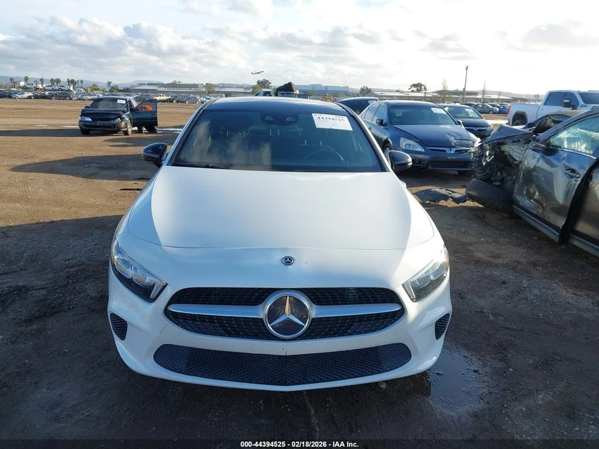 Mercedes-Benz A 220 2.0L I-4 DI, DOHC, VVT, TURBO, 188HP All Wheel | Mobile.bg � ����������� 12