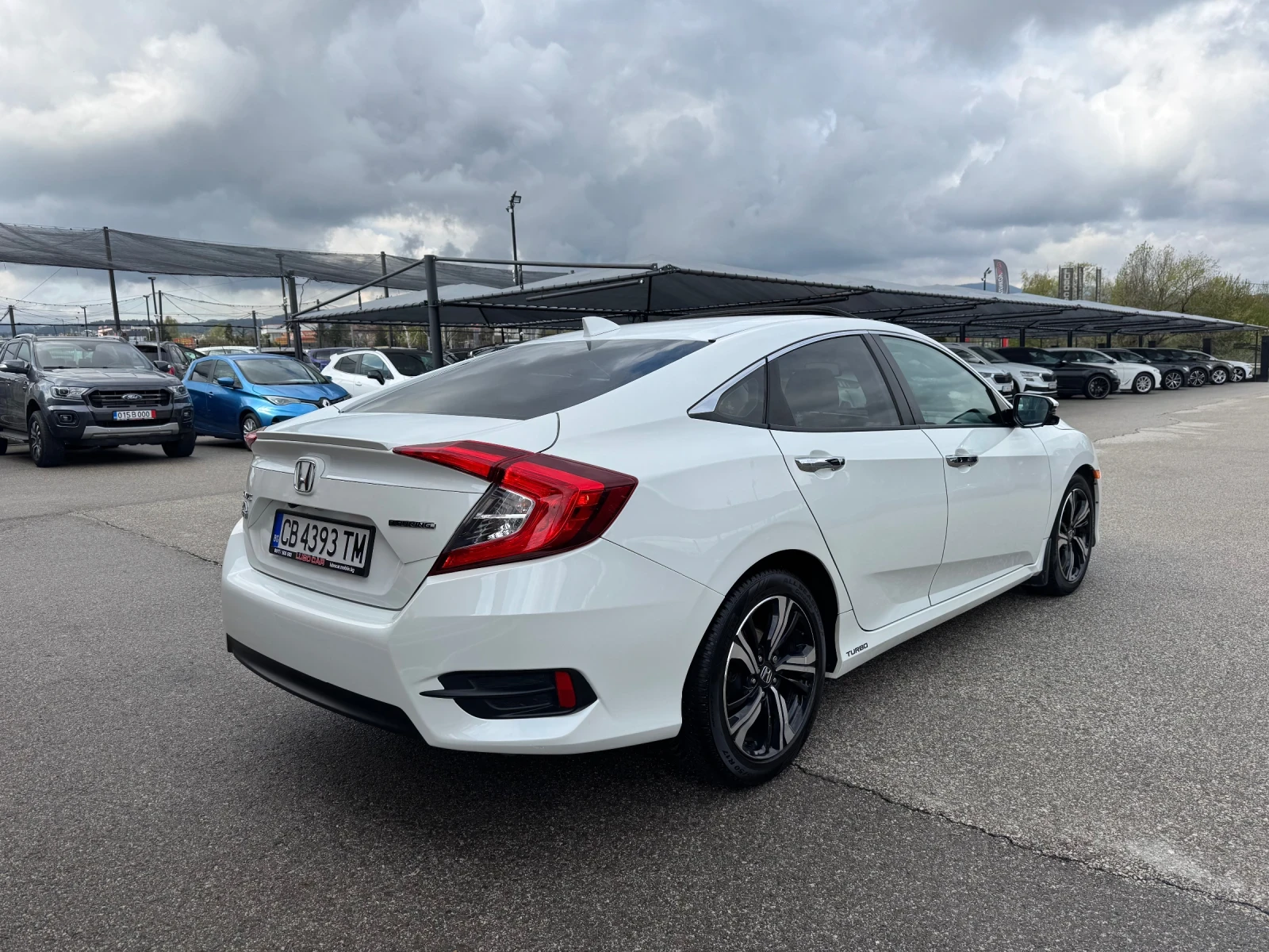Honda Civic 1.5i-TURBO FULL FULL, снимка 6 - Автомобили и джипове - 54279967