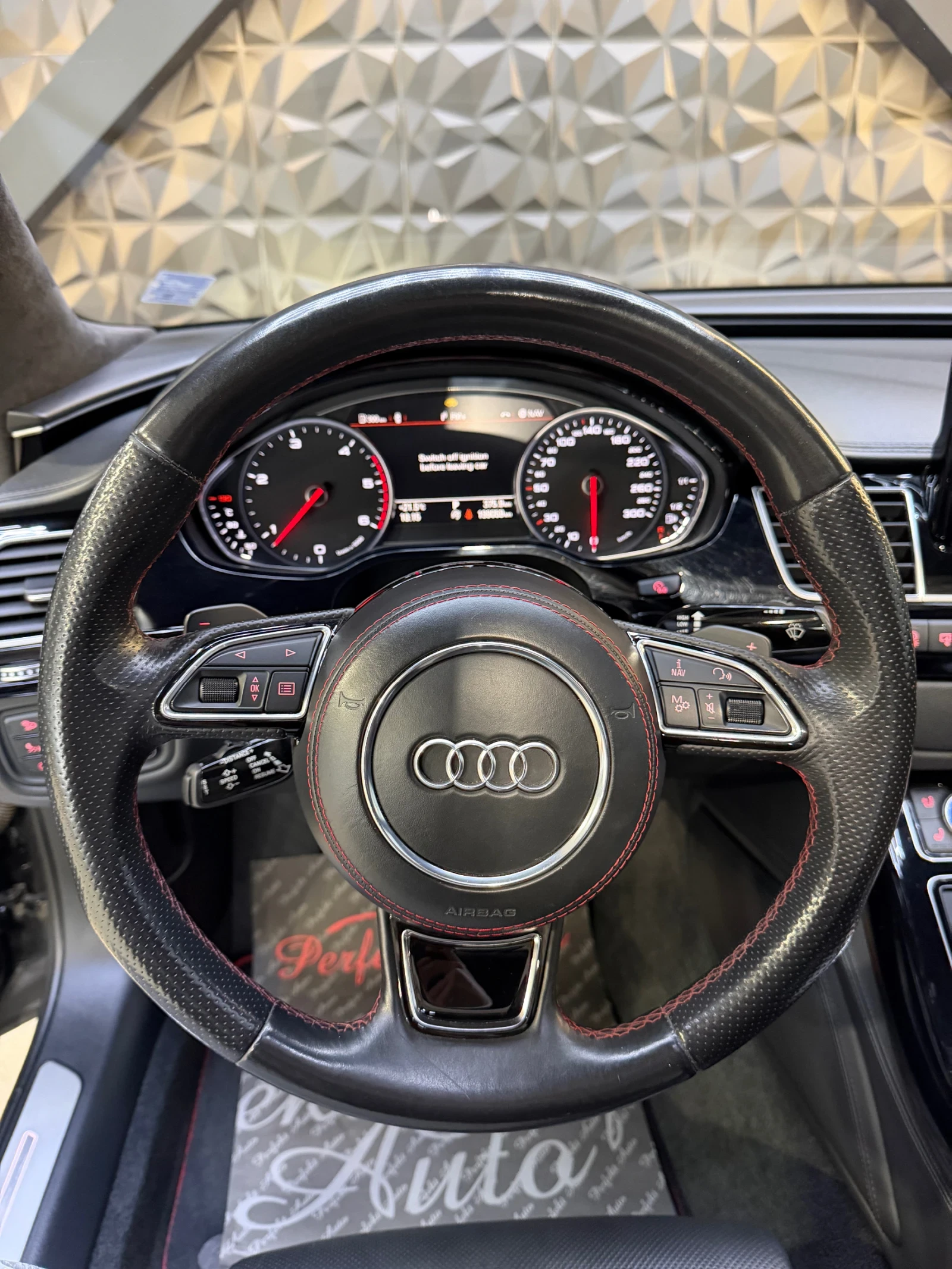 Audi A8 4.2 TDI QUATTRO* FULL ЕКСТРИ* BOSE* MATRIX* ШИБЕДА, снимка 12 - Автомобили и джипове - 54366431