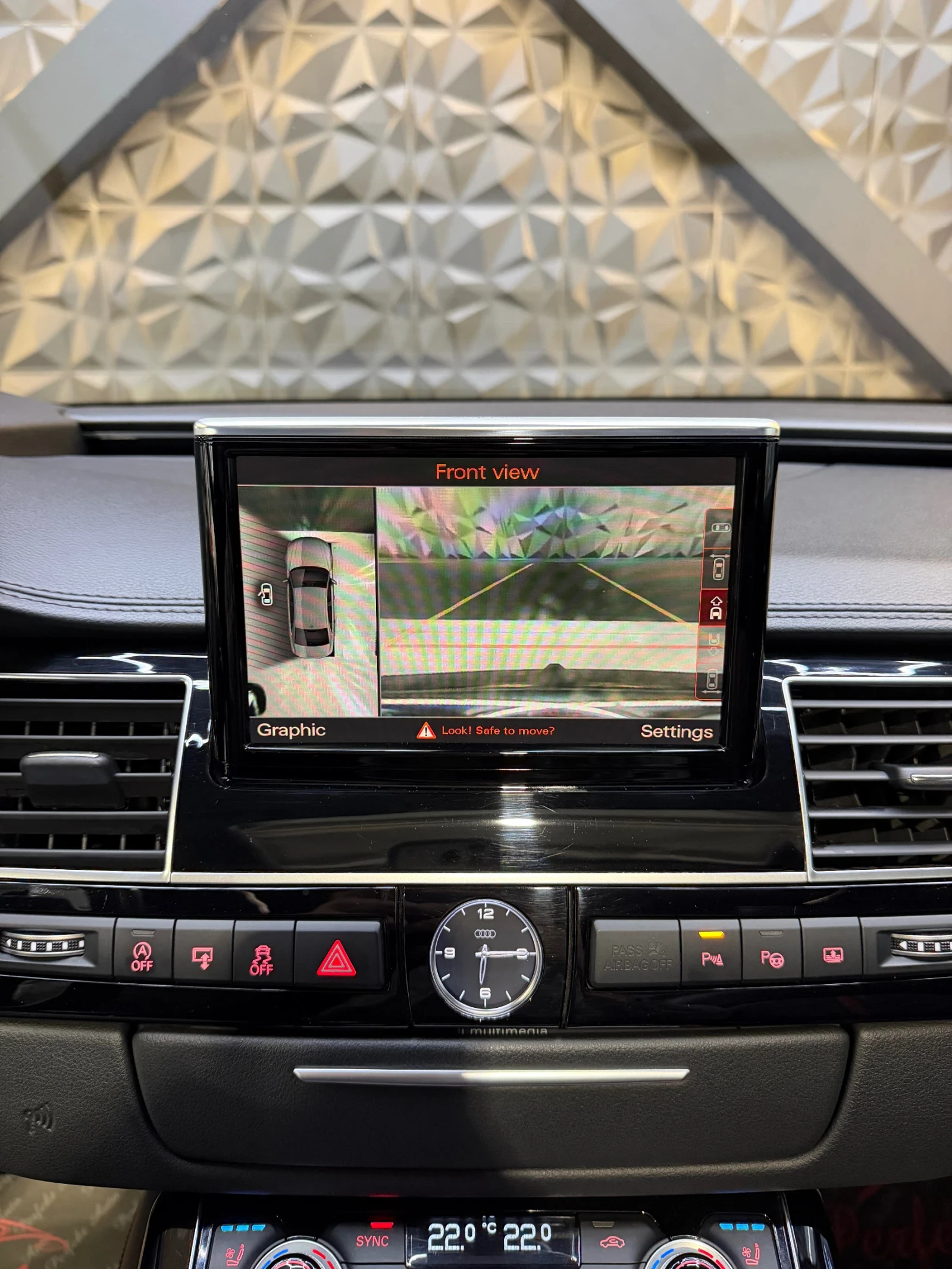 Audi A8 4.2 TDI QUATTRO* FULL ЕКСТРИ* BOSE* MATRIX* ШИБЕДА, снимка 11 - Автомобили и джипове - 54366431