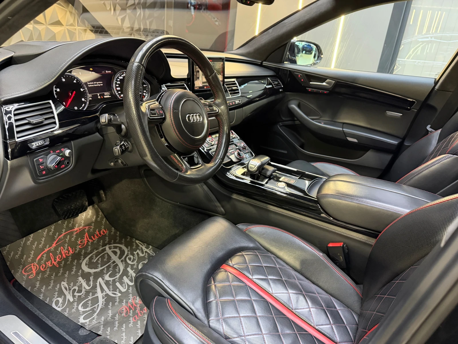 Audi A8 4.2 TDI QUATTRO* FULL ЕКСТРИ* BOSE* MATRIX* ШИБЕДА, снимка 9 - Автомобили и джипове - 54366431