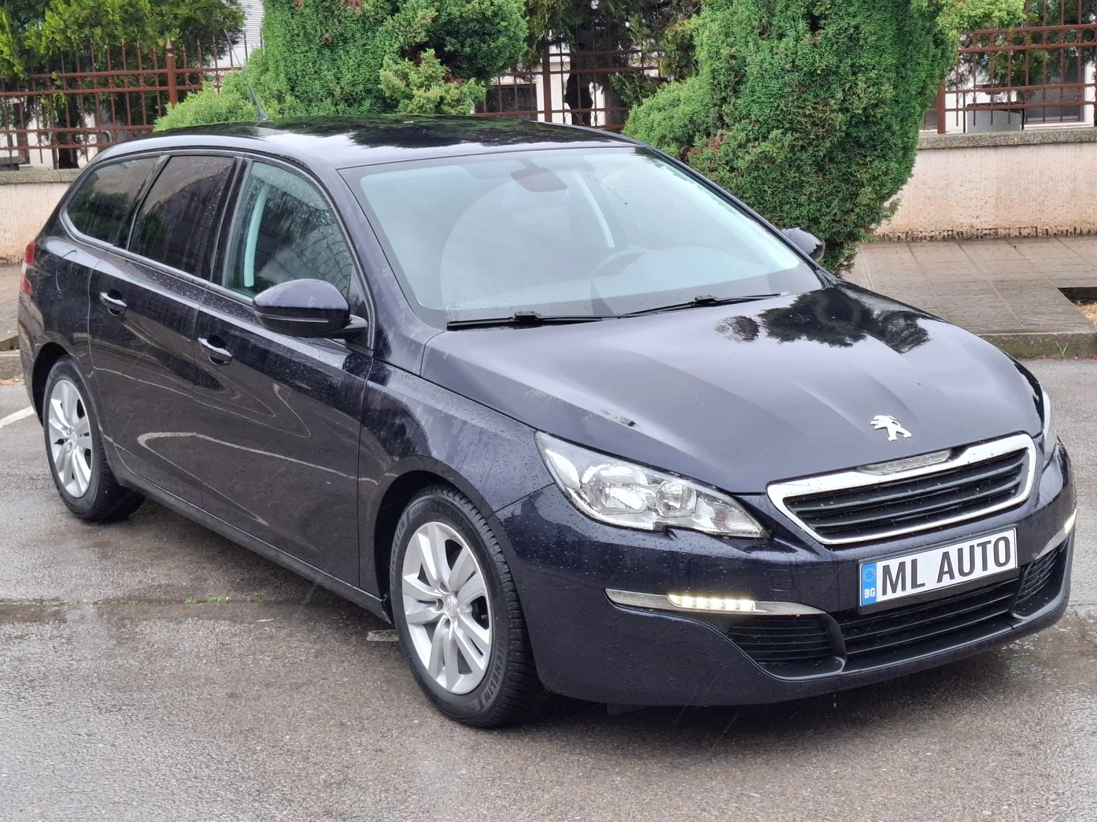 Peugeot 308 1.6HDI 120hp * EURO 5 * КЛИМАТРОНИК * ЛИЗИНГ * , снимка 6 - Автомобили и джипове - 54371465