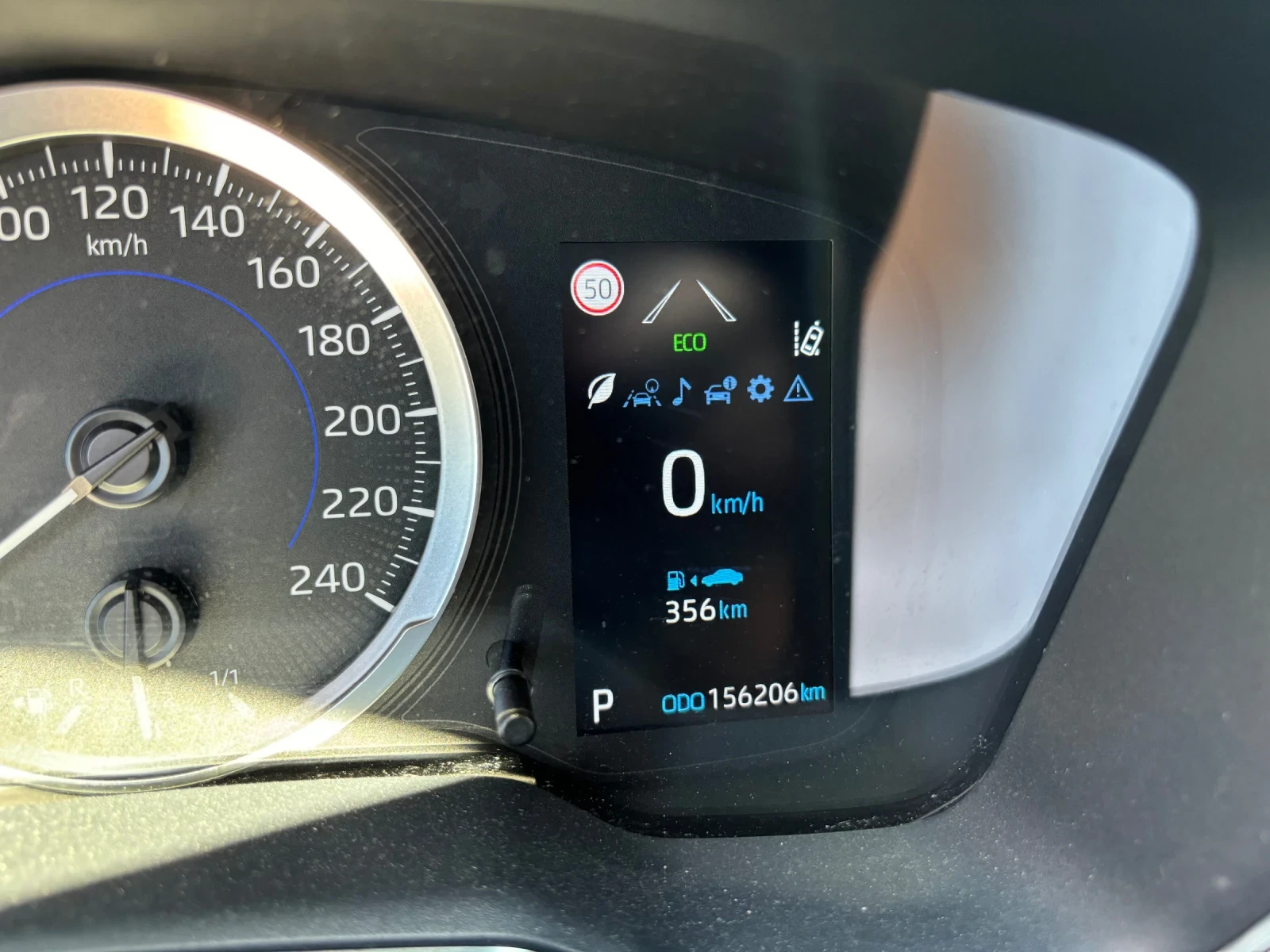 Toyota Corolla 1.8 HYBRID | Mobile.bg � ����������� 16