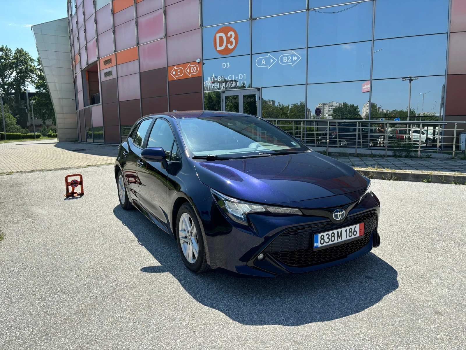 Toyota Corolla 1.8 HYBRID | Mobile.bg � ����������� 3