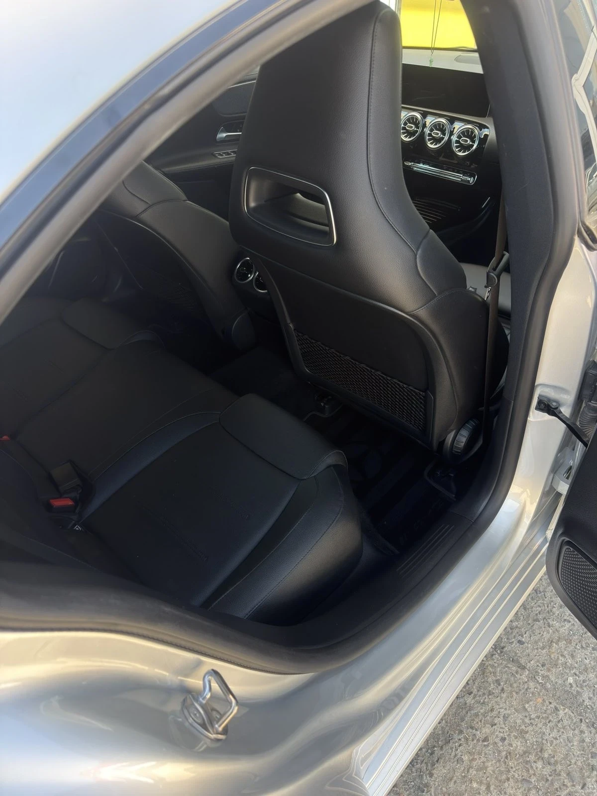 Mercedes-Benz CLA 200 CDI-LED-DIGITAL-TOP, снимка 13 - Автомобили и джипове - 55106006