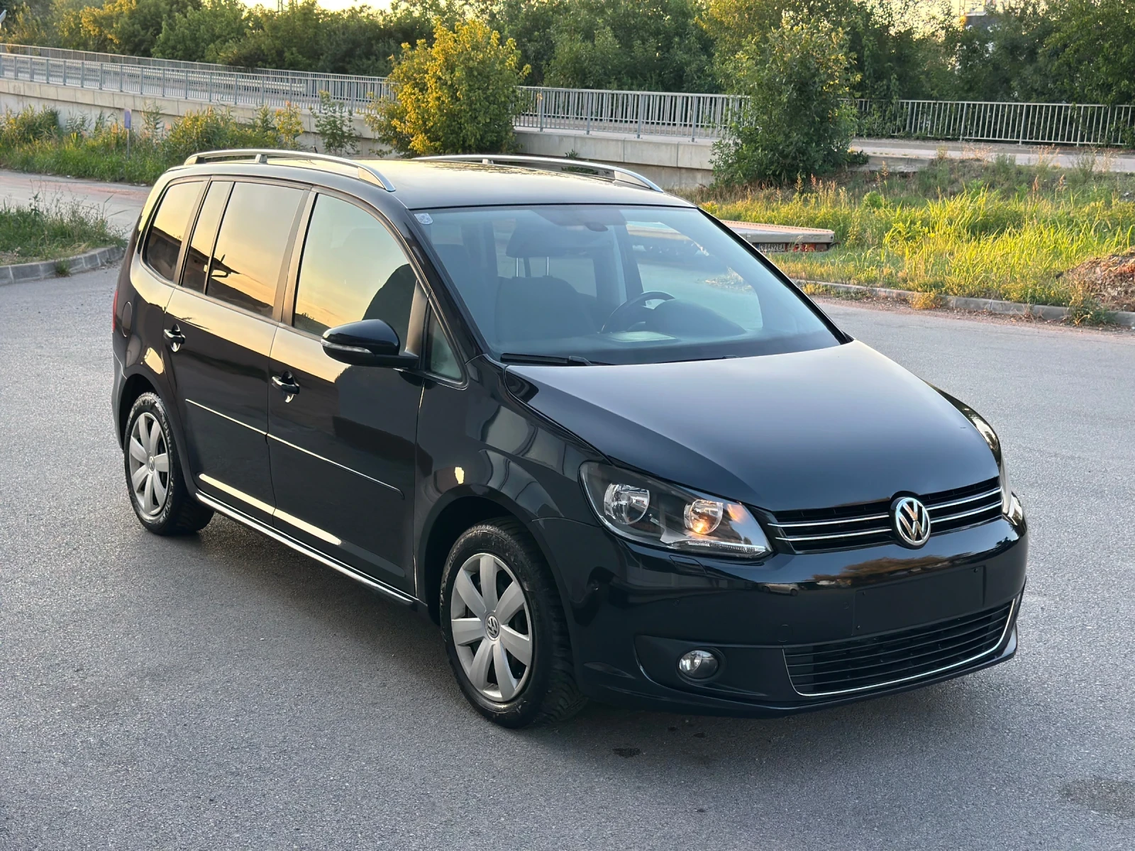 VW Touran Highline