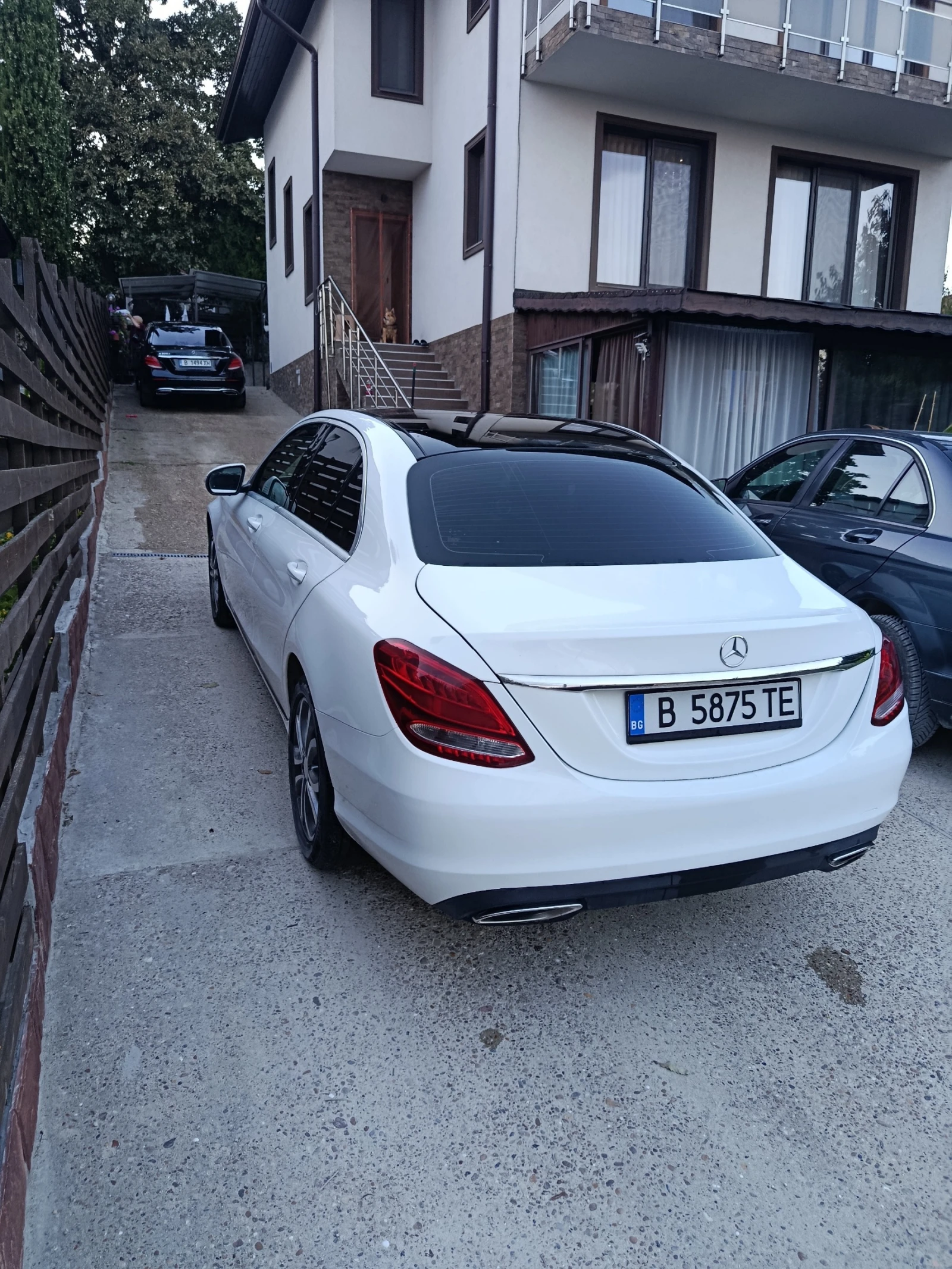 Mercedes-Benz C 300 4MATIC, снимка 2 - Автомобили и джипове - 56184486