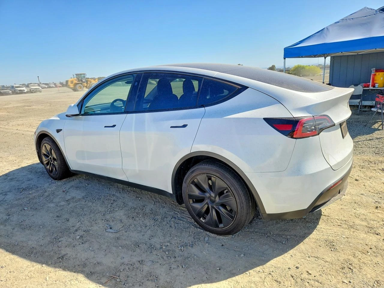 Tesla Model Y DUAL MOTOR* LONG RANGE* AWD* ТЕРМОПОМПА* , снимка 2 - Автомобили и джипове - 56427101