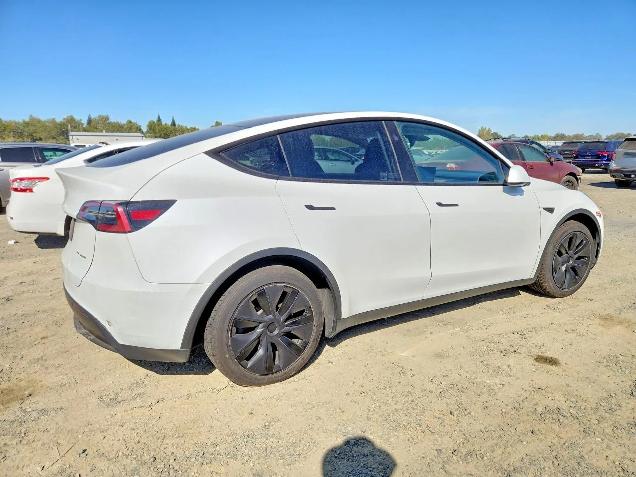 Tesla Model Y DUAL MOTOR* LONG RANGE* AWD* ТЕРМОПОМПА* , снимка 3 - Автомобили и джипове - 56427101