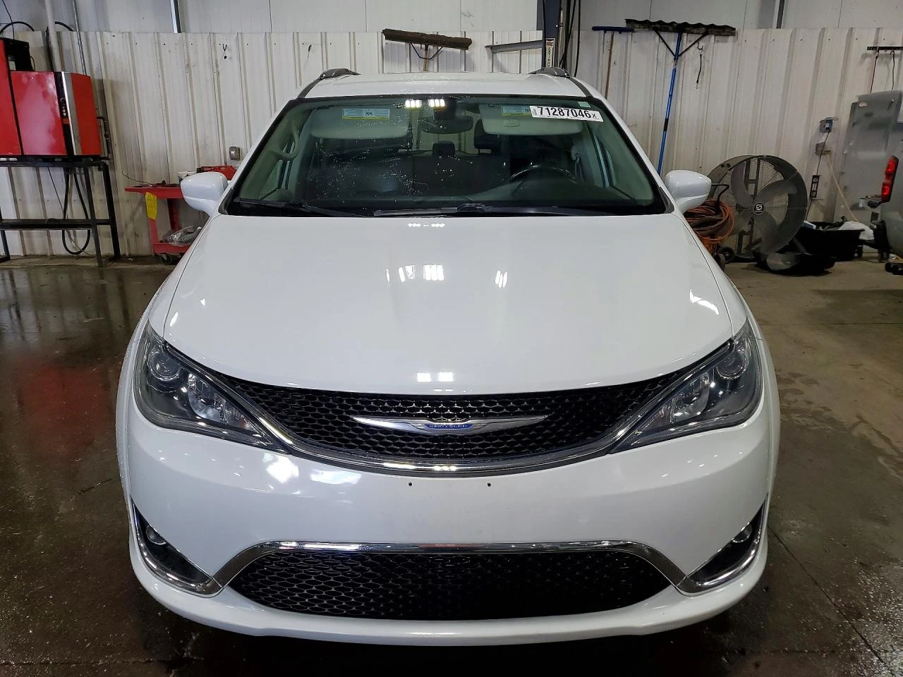 Chrysler Pacifica 3.6l Touring L, снимка 5 - Автомобили и джипове - 56485606