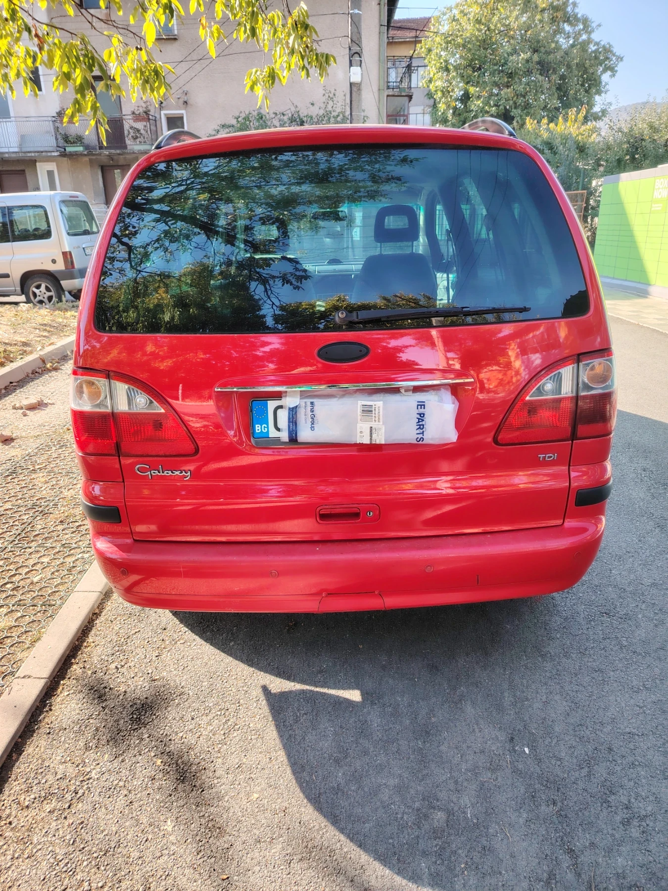 Ford Galaxy Ghia, снимка 3 - Автомобили и джипове - 56493565