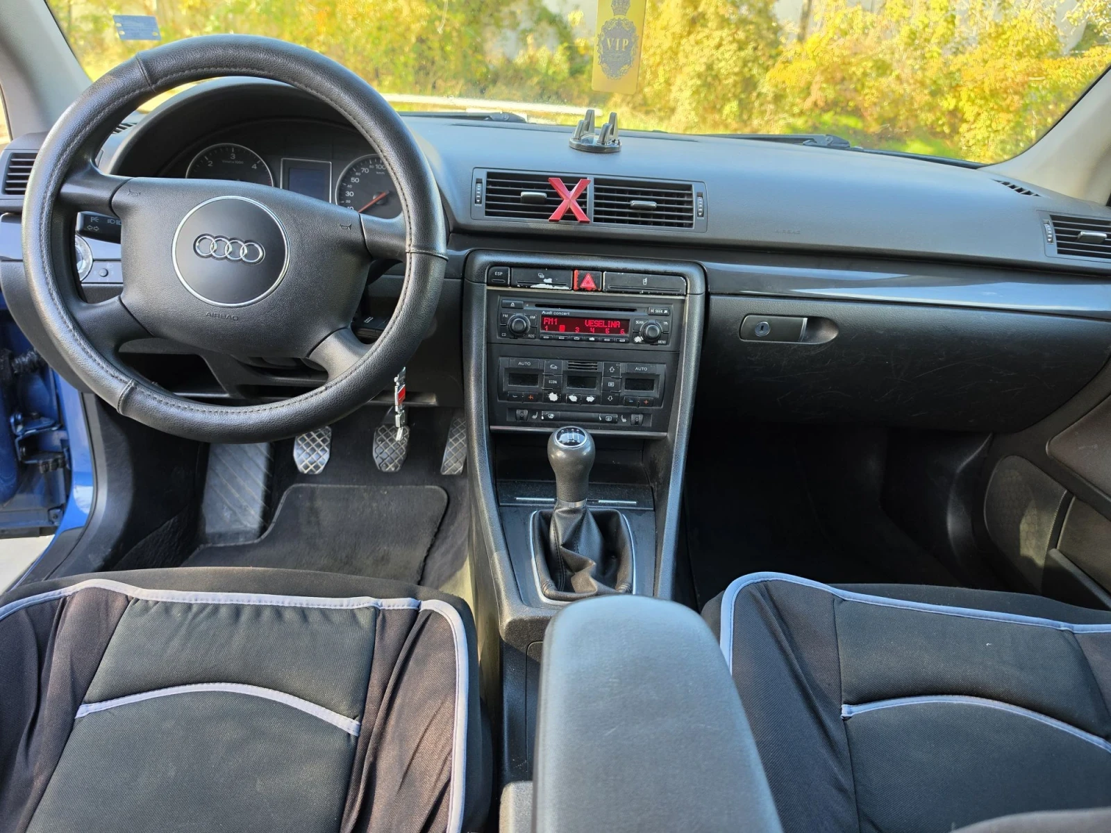 Audi A4 2.5 TDI Ръчка, снимка 7 - Автомобили и джипове - 56541164