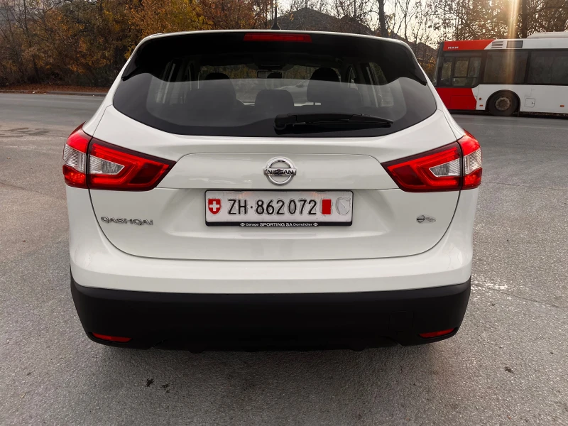 Nissan Qashqai 1.2 VIZIA, снимка 4 - Автомобили и джипове - 47903679