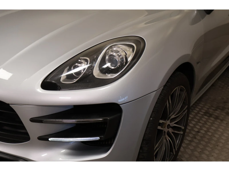 Porsche Macan Turbo 3.6, снимка 2 - Автомобили и джипове - 48769248